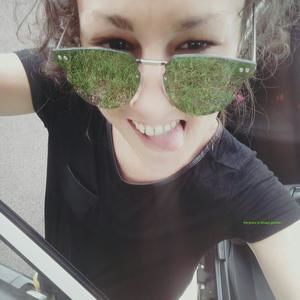 Meet your Posher, Zoe